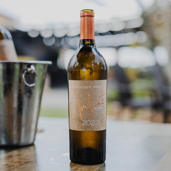 Elegant Whites Wine Club